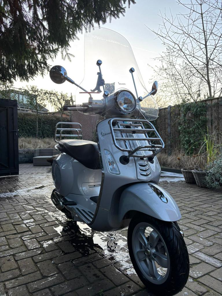 Vespa Primavera, Ophalen, Zo goed als nieuw, Benzine, Overige modellen