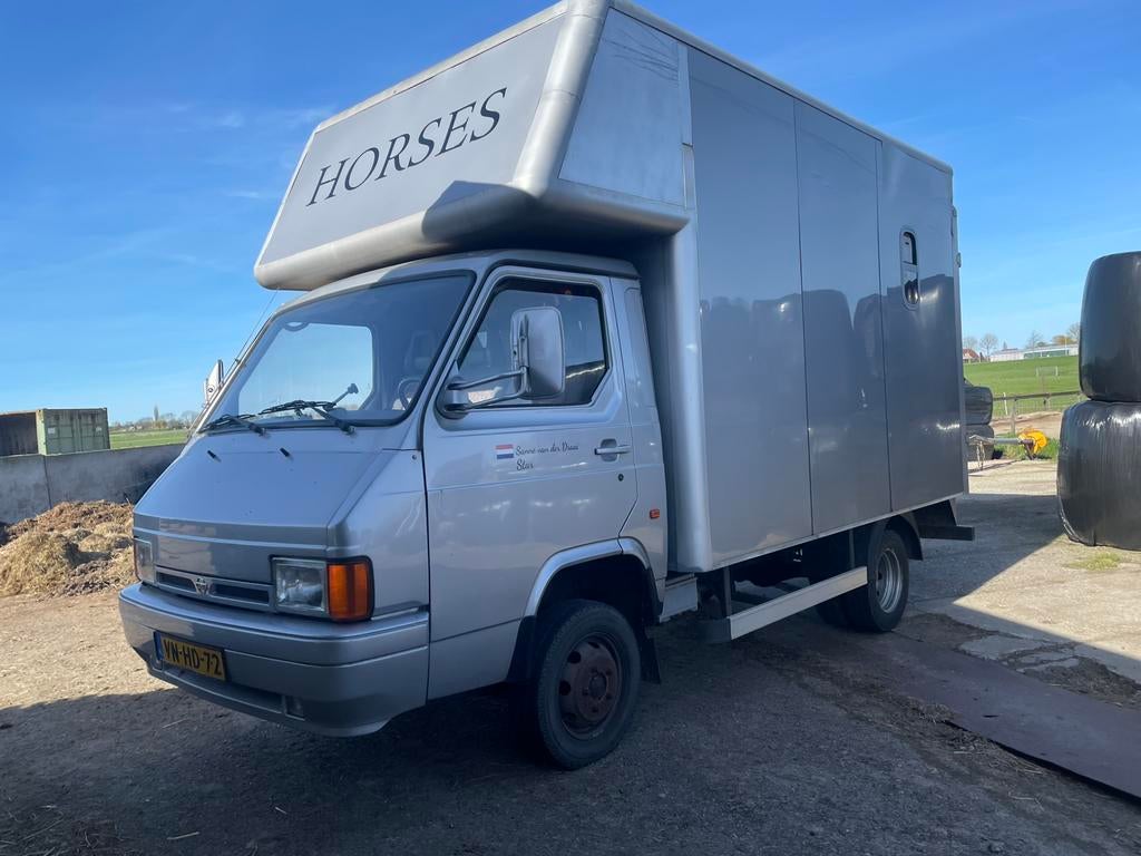 Paardenvrachtwagen, Dieren en Toebehoren, Paarden en Pony's | Trailers en Aanhangwagens, Ophalen of Verzenden, Gebruikt, Overige materialen