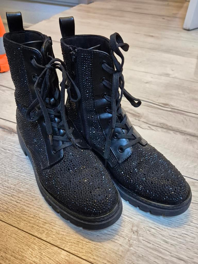 Marco Tozzi veterboots maat 39 - Zo goed als nieuw, Zwart, Lage of Enkellaarzen, Marco Tozzi, Ophalen of Verzenden