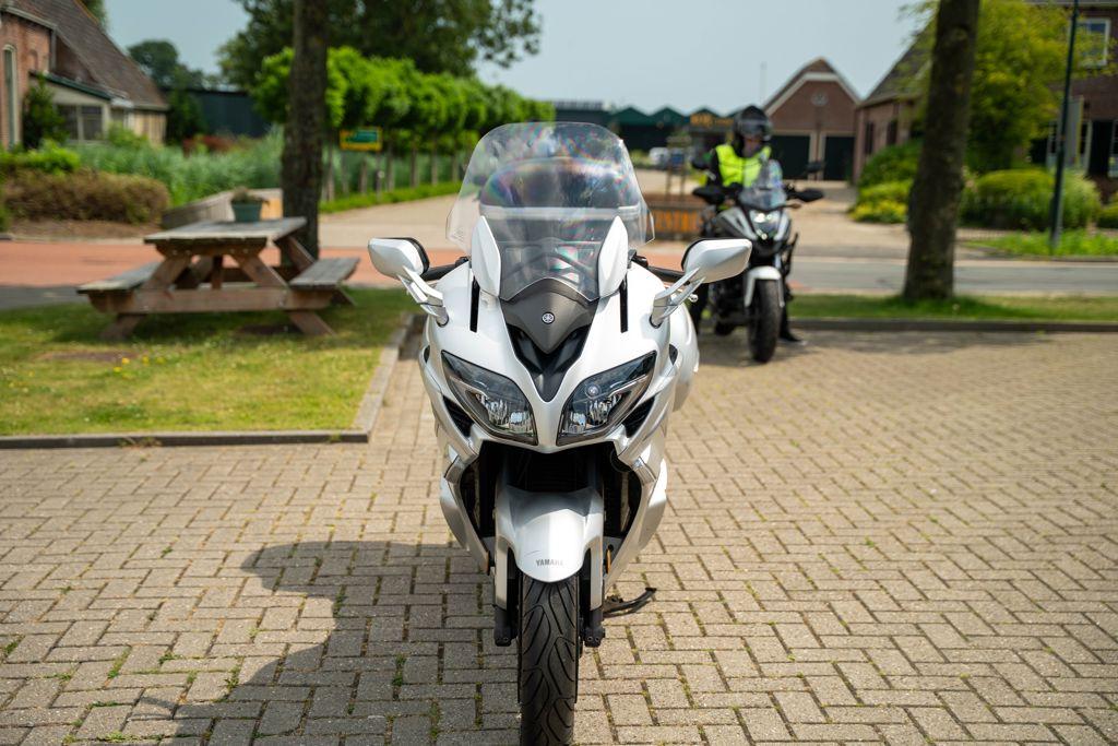 YAMAHA FJR1300 AE - foto 3