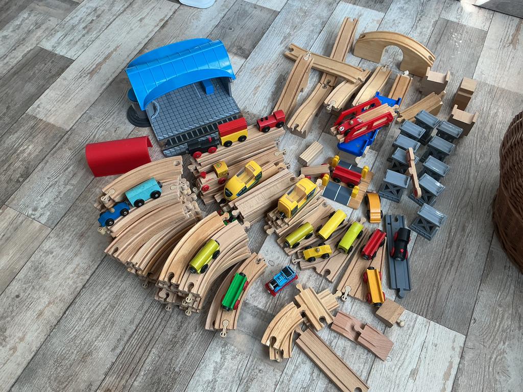 Houten trein, Ophalen, Gebruikt