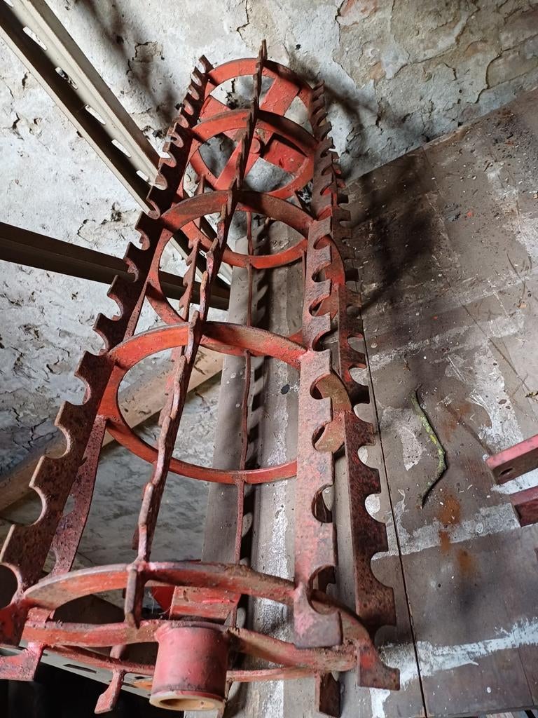 Te koop verkruimelrol, Ophalen