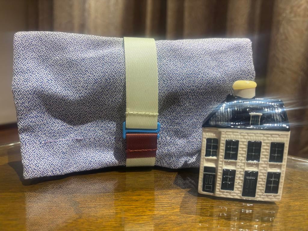 KLM huisje nummer 106 en toilettasje, Verzamelen, KLM Huisjes, Ophalen of Verzenden, Nieuw, Paleis of Waag, Gevuld