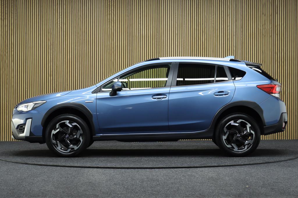 Subaru XV 2.0i e-BOXER Luxury AWD | Adaptive-cruise | Apple, 4 cilinders, Blauw, Origineel Nederlands, Bedrijf
