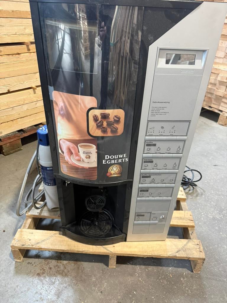 Douwe egberts koffiemachine, 10 kopjes of meer, Ophalen, Zo goed als nieuw, Koffiemachine