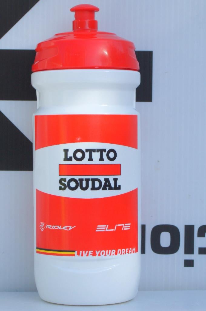 Bidon Wielrennen Verzamelen, Ophalen of Verzenden, Zo goed als nieuw, Buitenlandse clubs, Poster, Plaatje of Sticker