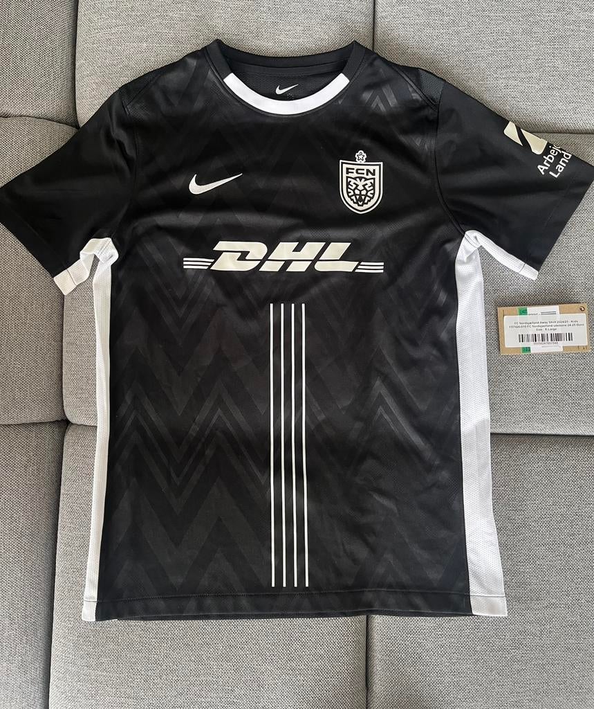 Nieuw Origineel Nike FC Nordsjaelland Shirt Maat 158-170/XS, Ophalen of Verzenden, Nieuw, Maat 46 (S) of kleiner, Zwart