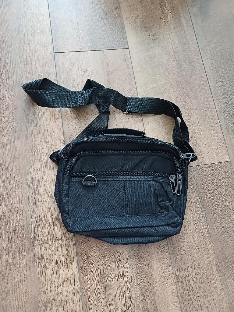 leuke zwarte tas met veel vakken, Ophalen of Verzenden, Nieuw, Zwart