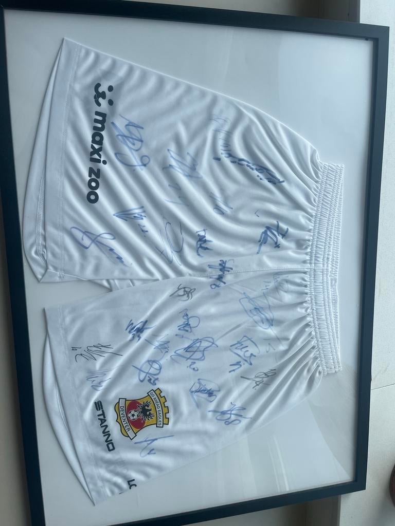 Gesigneerde Go Ahead Eagles Broek - Ingelijst, Maat S, Ophalen of Verzenden, Zo goed als nieuw, Broek