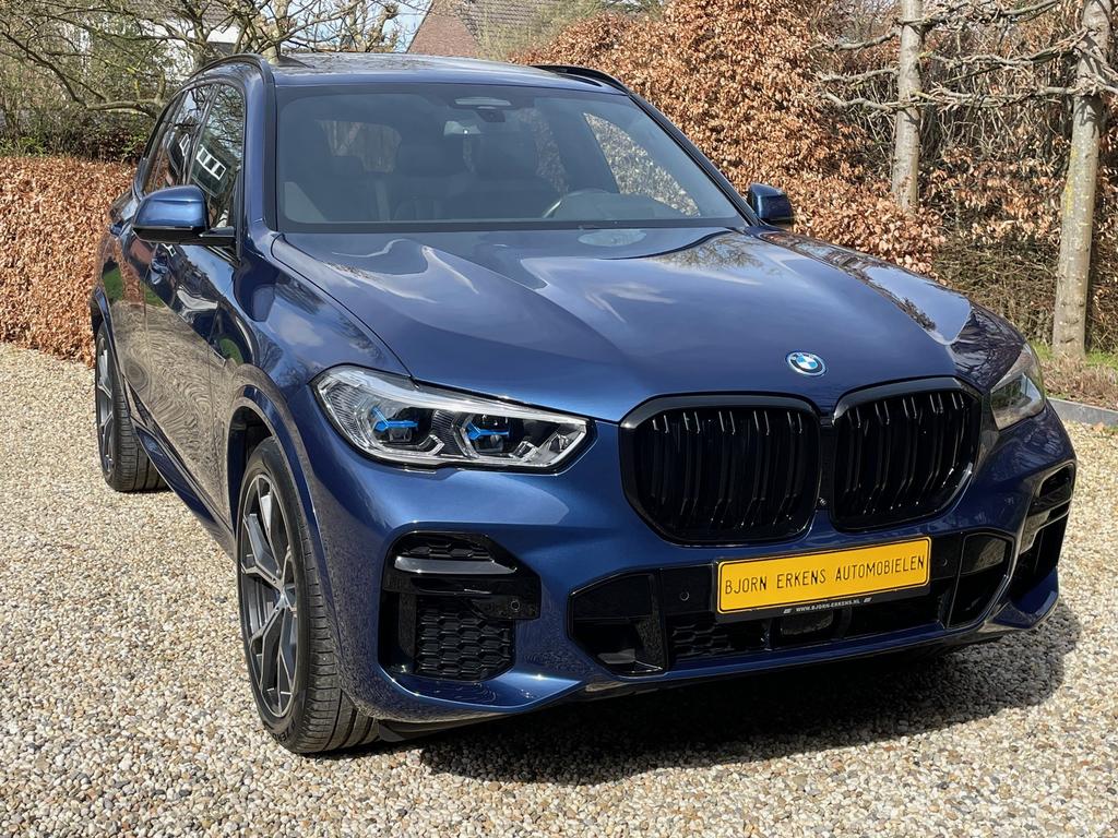 X5 45E M SPORT PERFORMANCE - PANO DAK - 21" - PHYTONICBLAU, Auto's, BMW, Blauw, USB, Vierwielaandrijving, Hybride Elektrisch/Benzine