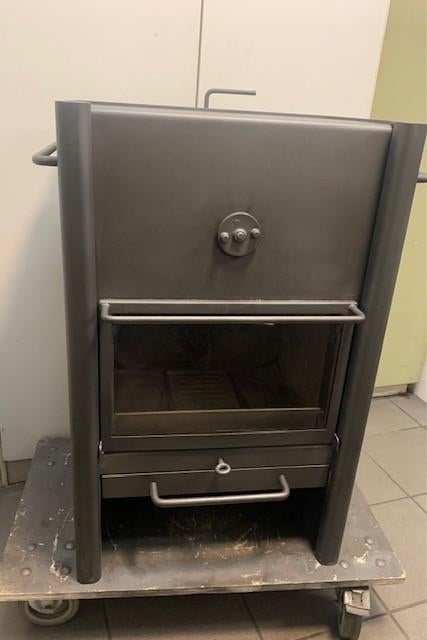 Harrie Leenders houtkachel, Huis en Inrichting, Ophalen, Houtkachel, Zo goed als nieuw, Vrijstaand