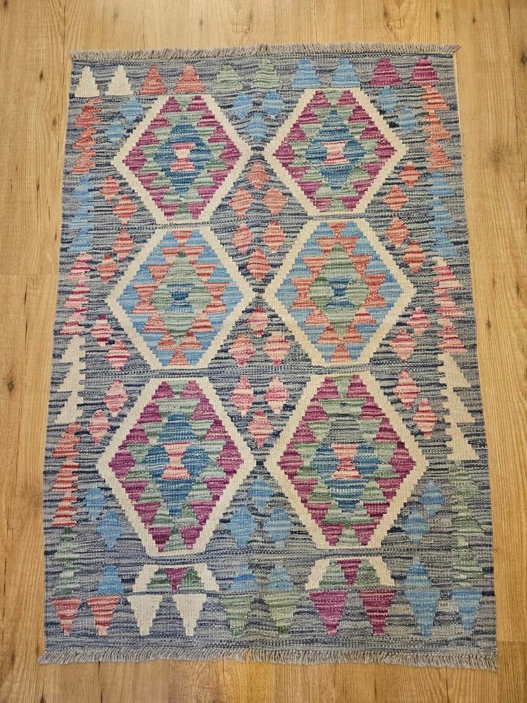 Handgeweven oosterse wollen kelim 121x83, Info@SlatsAntiek.nl, Crème, 100 tot 150 cm, Vof Slats Antiek