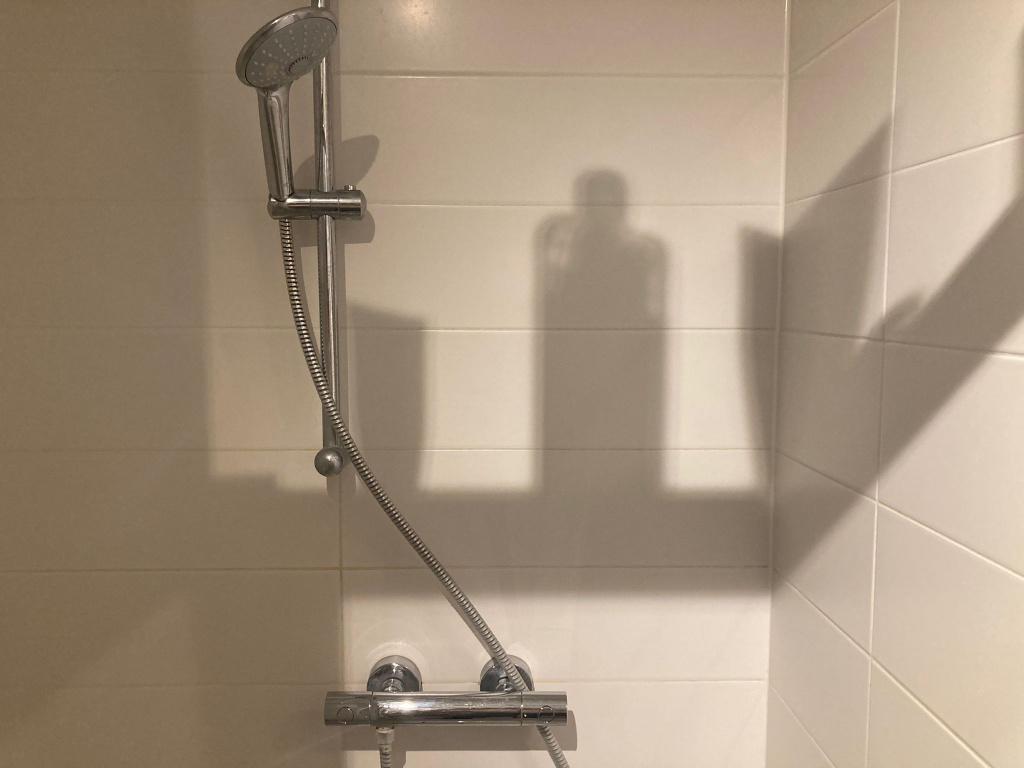 12 Spaanse wandtegels voor de badkamer (nieuw), Ophalen, Nieuw, Minder dan 5 m², 20 tot 40 cm