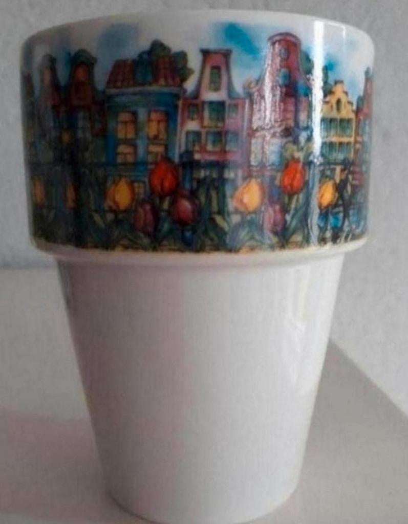 Melkbeker met Grachtenpandjes, Ophalen of Verzenden, Zo goed als nieuw, Overige stijlen, Kop(pen) en/of Schotel(s)