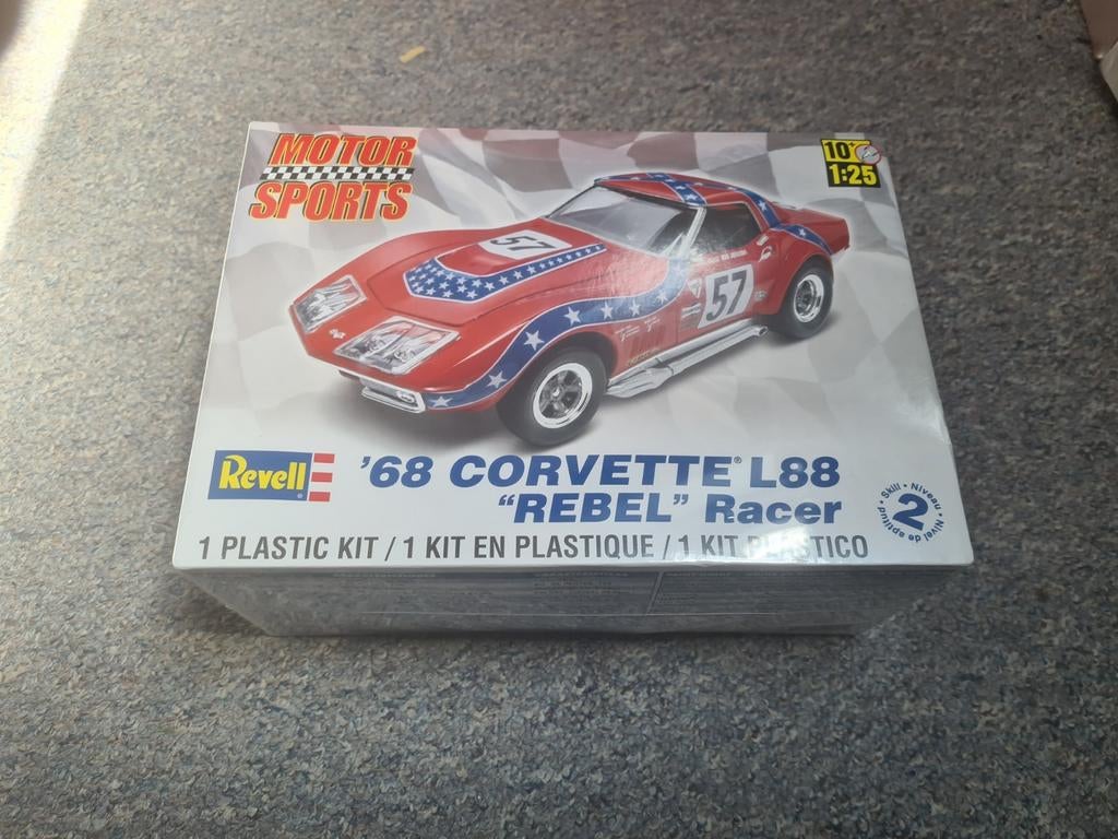 Revell bouwpakket 68 Corvette L68 Rebel Racer, schaal 1:24., Auto, Revell, Groter dan 1:32, Ophalen of Verzenden