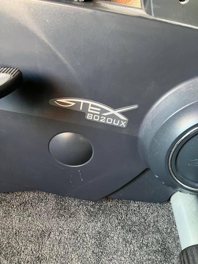 STEX 8020UX Hometrainer - Goede conditie, Sport en Fitness, Fitnessapparatuur, Zo goed als nieuw, Hometrainer, Benen, Metaal, Ophalen of Verzenden