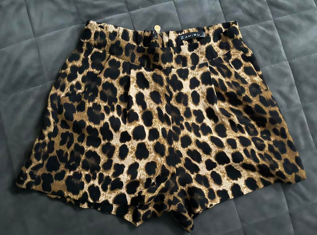 Hippe Korte broek tijgerprint maat 36, Ophalen of Verzenden, Zo goed als nieuw, Maat 36 (S), Bruin