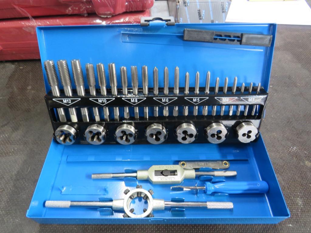 Tappenset 32 delig metrisch nieuw in koffer, Ophalen of Verzenden, Nieuw