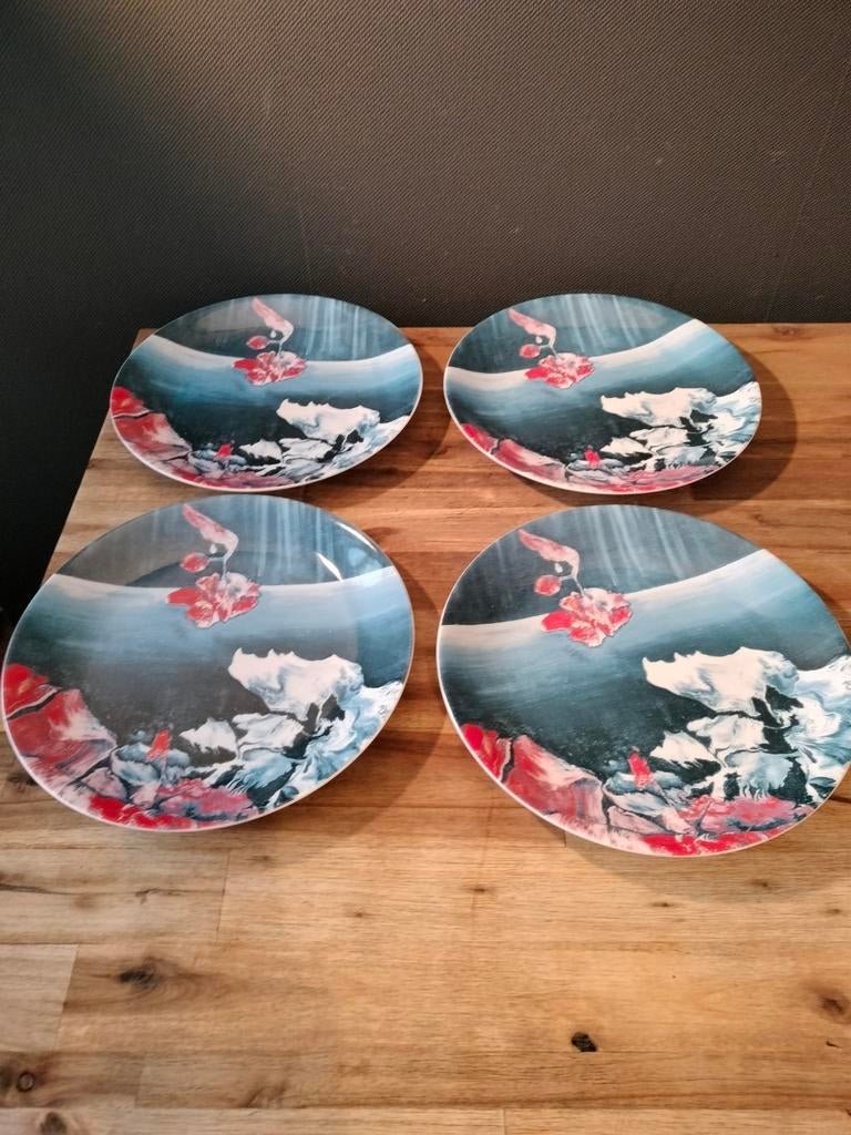 Kunst op tafel ST JAMES BORDEN 31cm., Ophalen of Verzenden, Gebruikt, Overige stijlen, Bord(en)