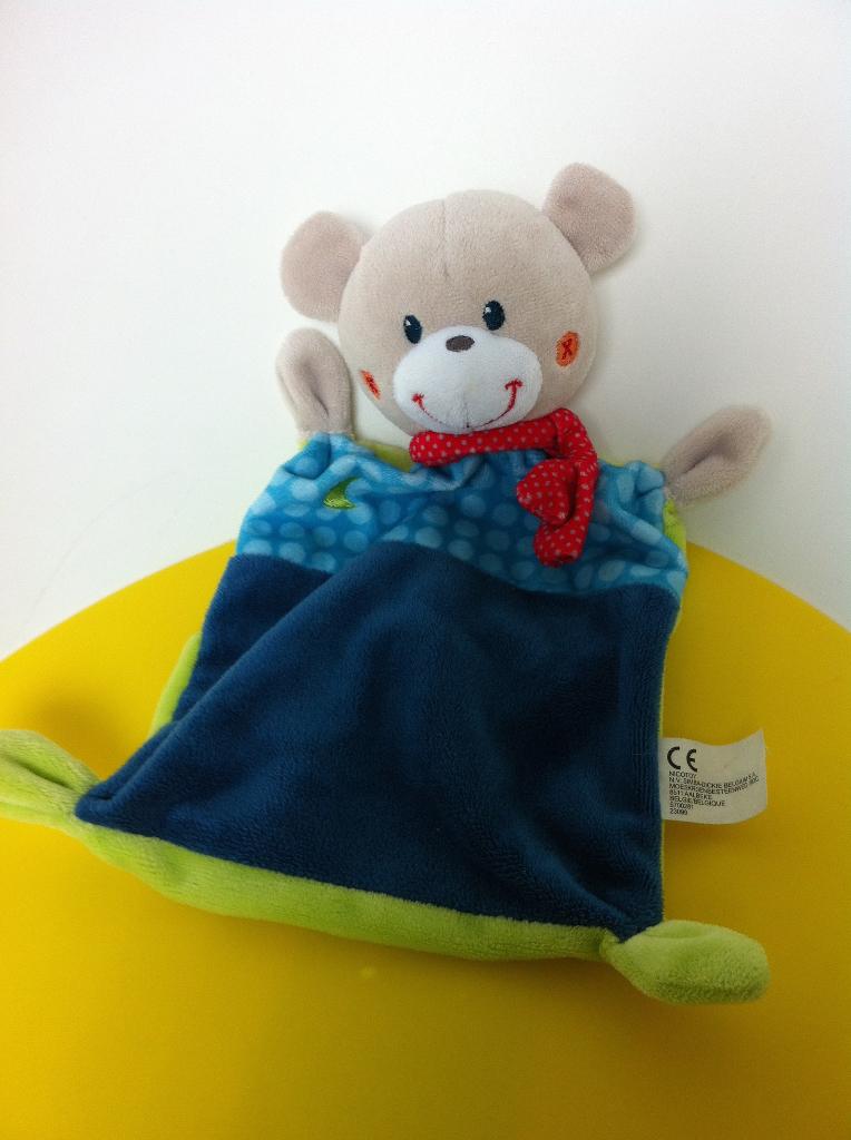 3941 nicotoy doekje beer, Kinderen en Baby's, Speelgoed | Knuffels en Pluche, Ophalen of Verzenden, Zo goed als nieuw, Overige typen