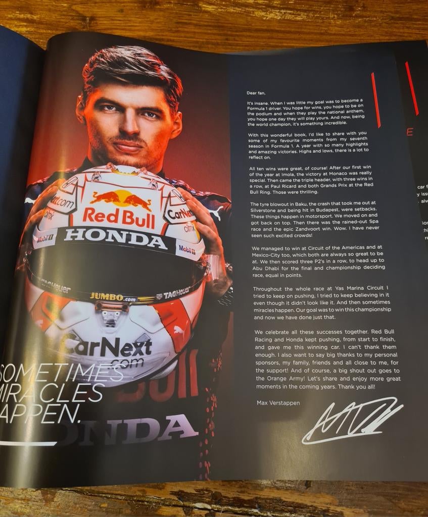 Boek MAX VERSTAPPEN worldchampion jaarboek 2021, Ophalen of Verzenden, Nieuw, Formule 1