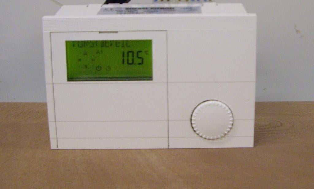 Regelkastje Delta-T regeling Stiebel Eltron warmtepompboiler, Minder dan 20 liter, Boiler, Ophalen of Verzenden, 6 t/m 10 jaar oud