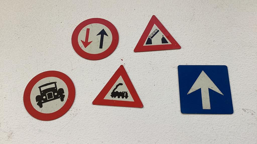 Verkeersbordjes, metaal, vintage, zie de foto’s, Ophalen of Verzenden