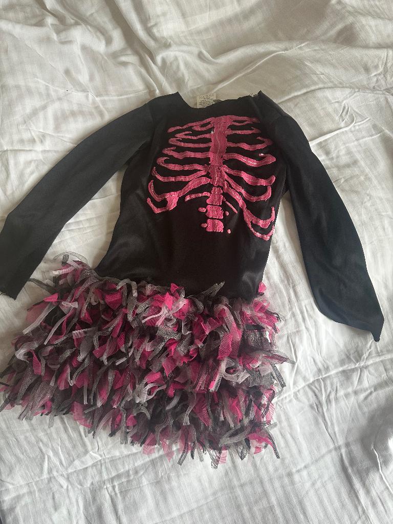 Carnaval meisje skelet jurkje 5€ Nijmegen, Ophalen, Gebruikt, Meisje