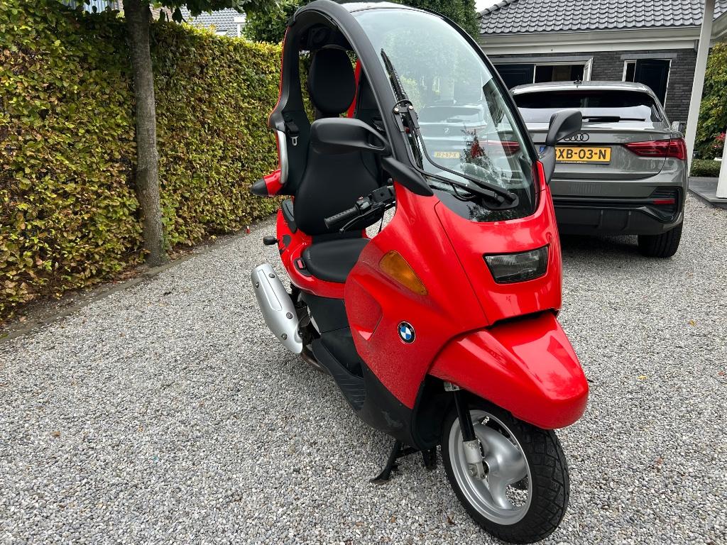 BMW C1 9800 Km als nieuw!