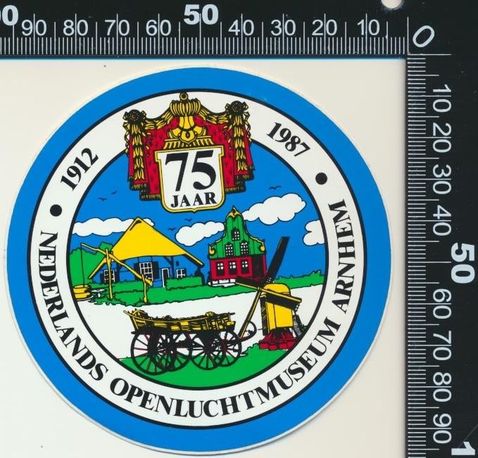 Sticker: Nederlands Openluchtmuseum - 75 Jaar - Arnhem, Verzenden, Zo goed als nieuw, Bedrijf of Vereniging