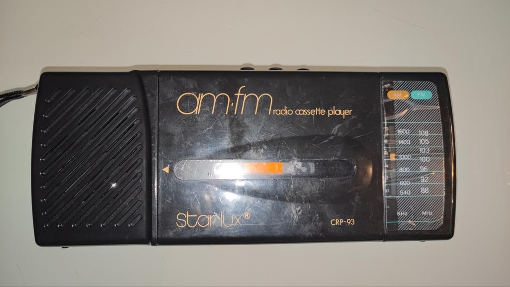 Oude Starlux Radio Cassettespeler - Getest &
Werkend, Ophalen of Verzenden, Zo goed als nieuw