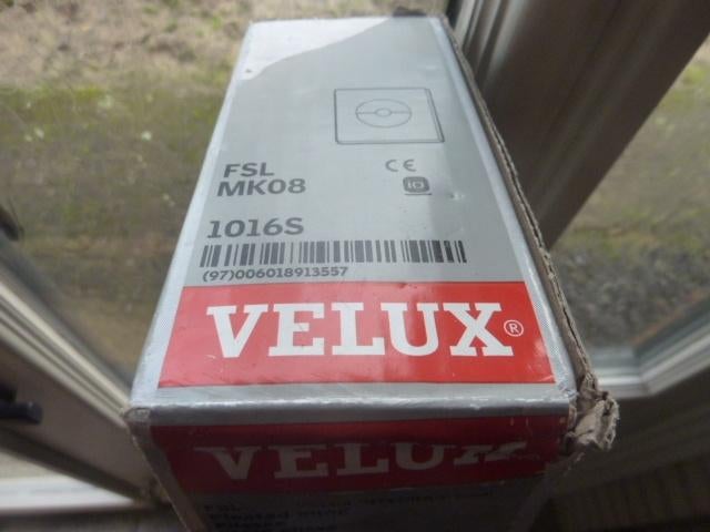 Nieuw Velux plissé gordijn op zon-energie / FSL MK08 (78x140, Huis en Inrichting, Nieuw, Wit, 100 tot 150 cm, 50 tot 100 cm