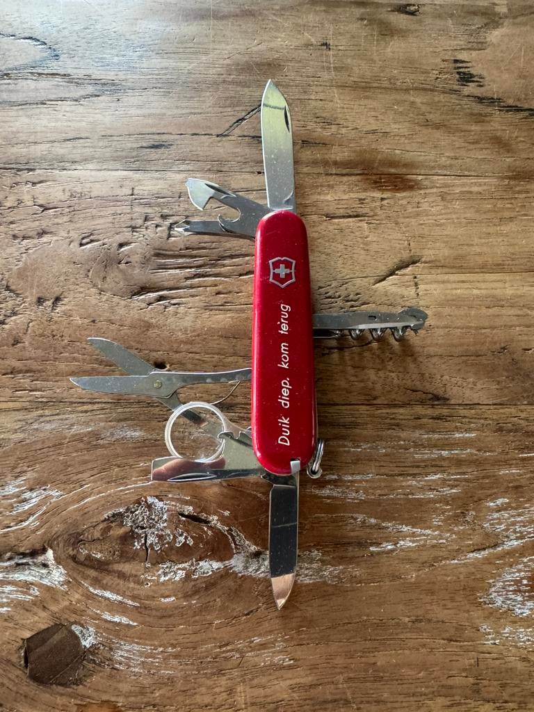 Victorinox Swiss Army Explorer, Ophalen of Verzenden, Zo goed als nieuw