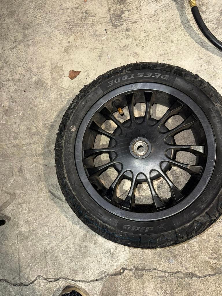 Achtervelg vespa sprint, Ophalen of Verzenden