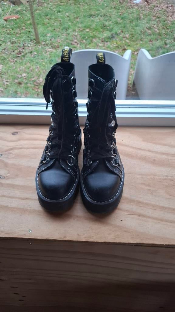 Dr Martens Jadon XL platform boots 42, Kleding | Dames, Schoenen, Zwart, Overige typen, Ophalen of Verzenden, Dr. Martens