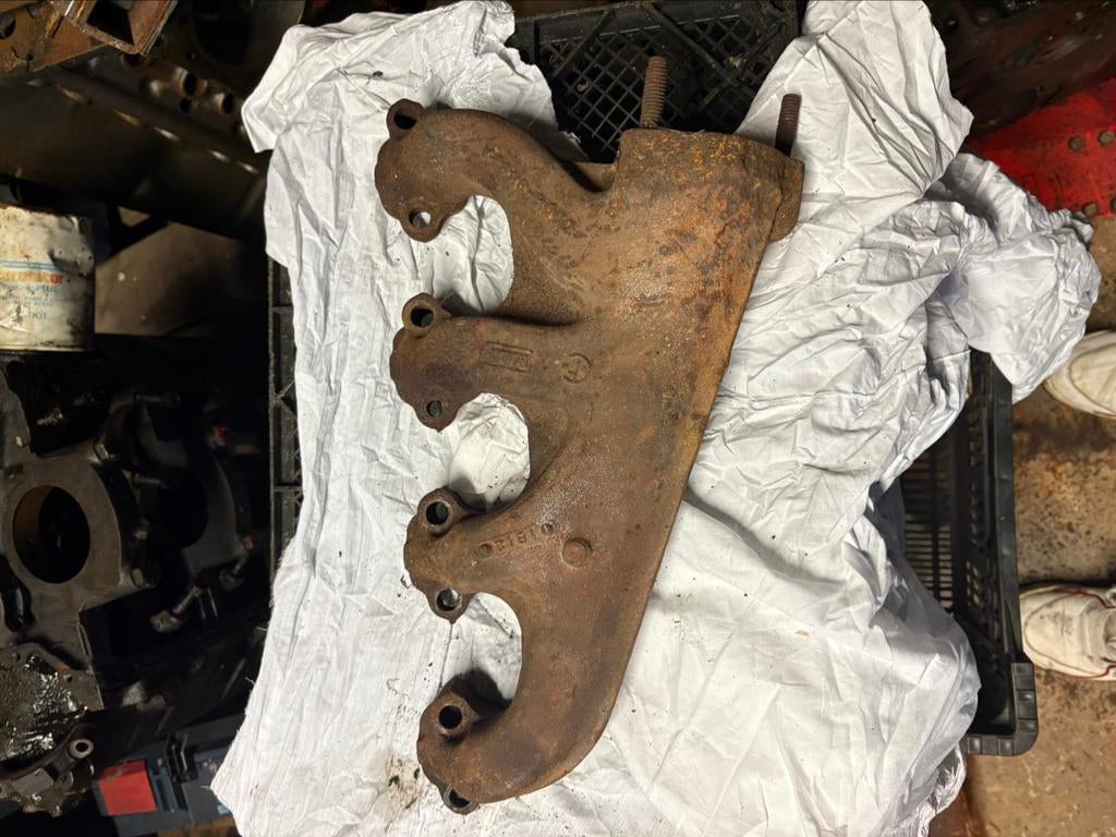 Ford v8 uitpaatspruitstukken deel 2, Ophalen of Verzenden, Gebruikt, Ford USA