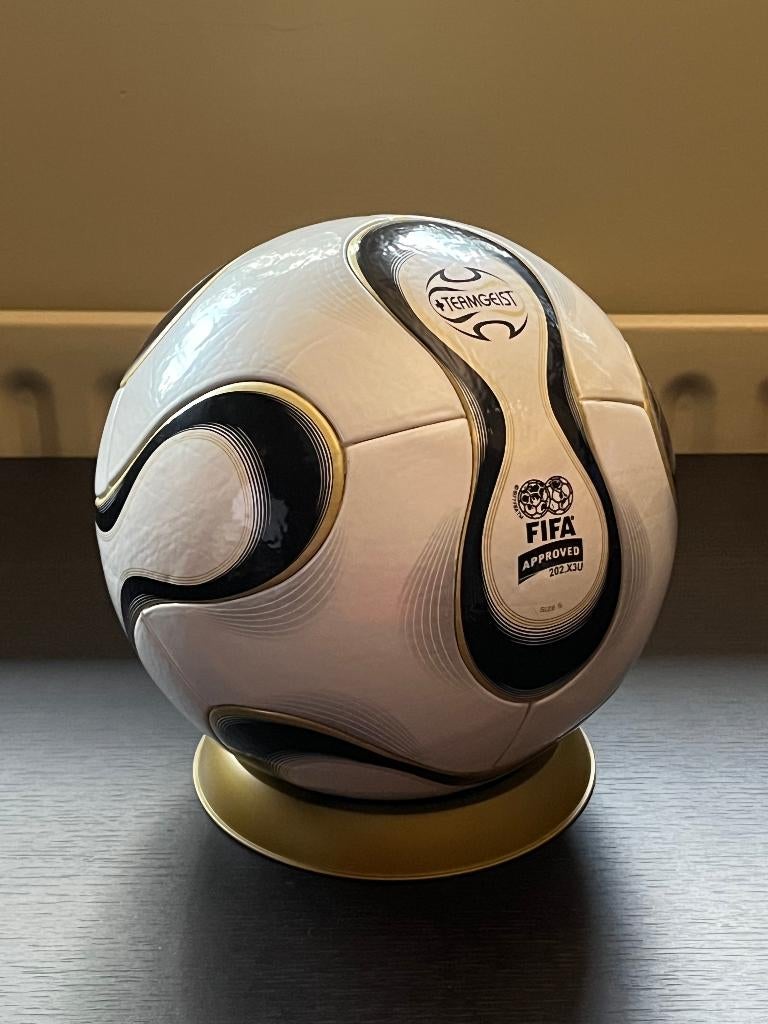 Teamgeist - Official wedstrijdbal WK 2006 - Adidas Voetbal, Verzamelen, Sportartikelen en Voetbal, Ophalen of Verzenden, Gebruikt