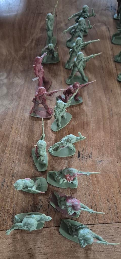 Vintage WO2 Britse Paratroepers Airfix 17 stuks, Ophalen of Verzenden, Gebruikt, Overige soorten, Figuurtje(s)