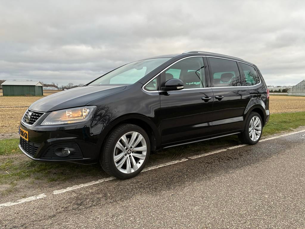 Seat Alhambra 1.4 TSI Business. 7 zits leder en vol opties., Auto's, Voorwielaandrijving, 1800 kg, 4 cilinders, 7 stoelen