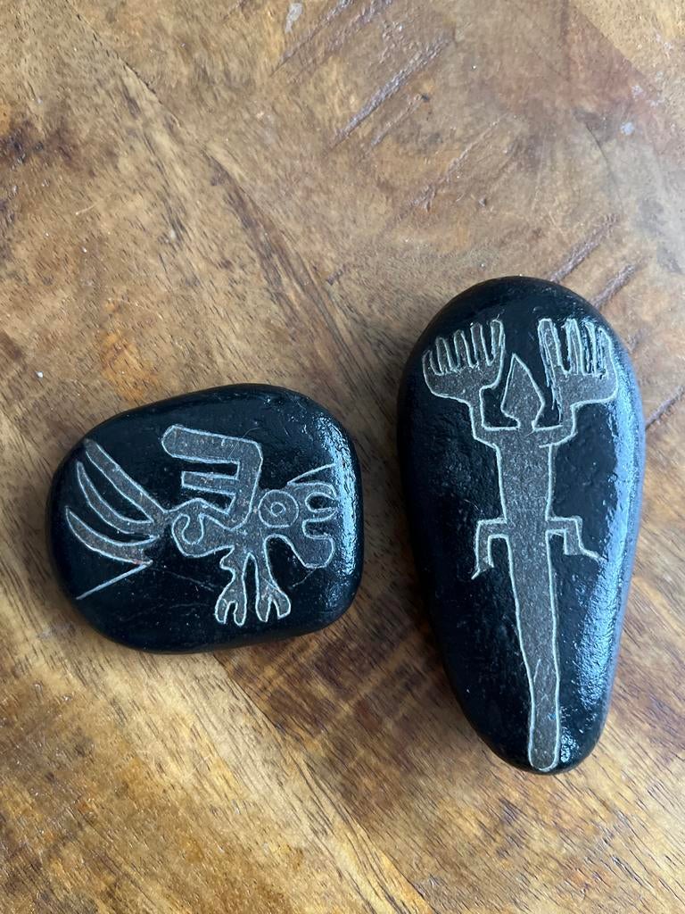 Gedecoreerde stenen met Nasca lijnen uit Peru, Antiek en Kunst, Ophalen of Verzenden