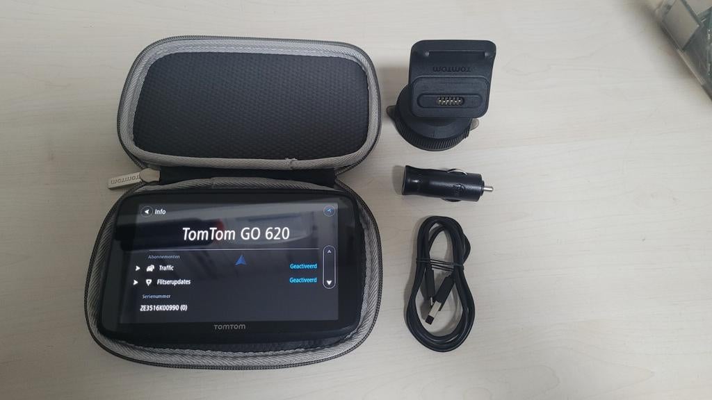 TomTom GO 620 lifetime updates, Auto diversen, Autonavigatie, Ophalen of Verzenden