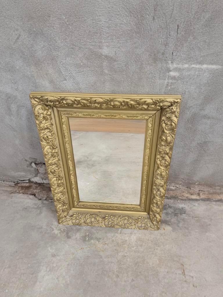 Prachtige zware gouden barok spiegel met bewerkte lijst hout, Huis en Inrichting, Woonaccessoires | Lijsten, Zo goed als nieuw