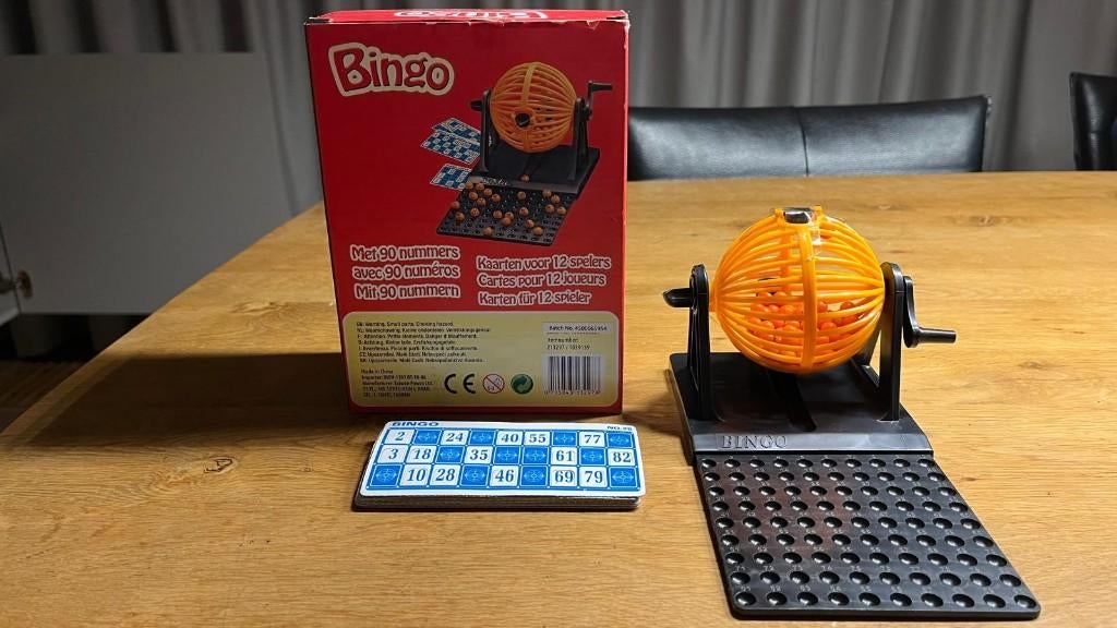 Bingo, Hobby en Vrije tijd, Gezelschapsspellen | Bordspellen, Gebruikt, Een of twee spelers, Drie of vier spelers, Vijf spelers of meer