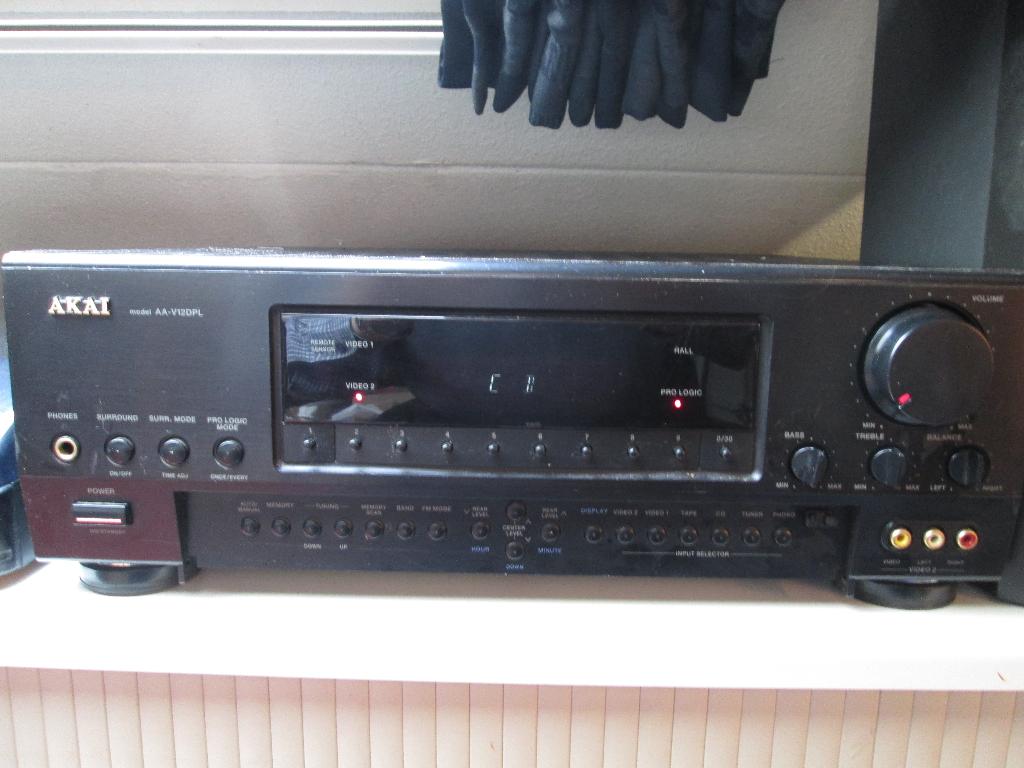 akai reciever  aa-v120pl, Audio, Tv en Foto, Ophalen of Verzenden, Gebruikt, 60 tot 120 watt, Overige merken