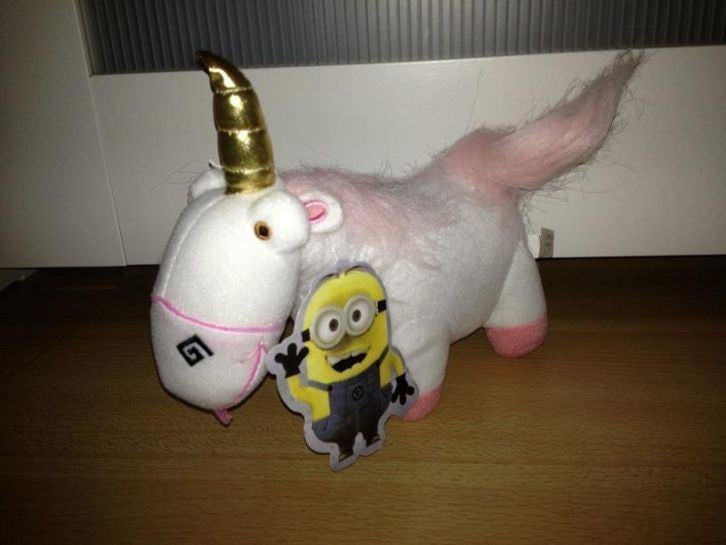 Despicable me Unicorn fluffy paardje pluche - Nieuw, Ophalen of Verzenden, Nieuw, Paard