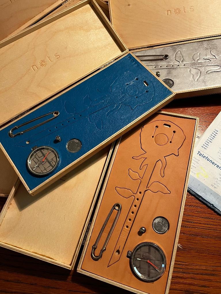 Nots/Mondaine horloges, Overige merken, Leer, Staal, Polshorloge