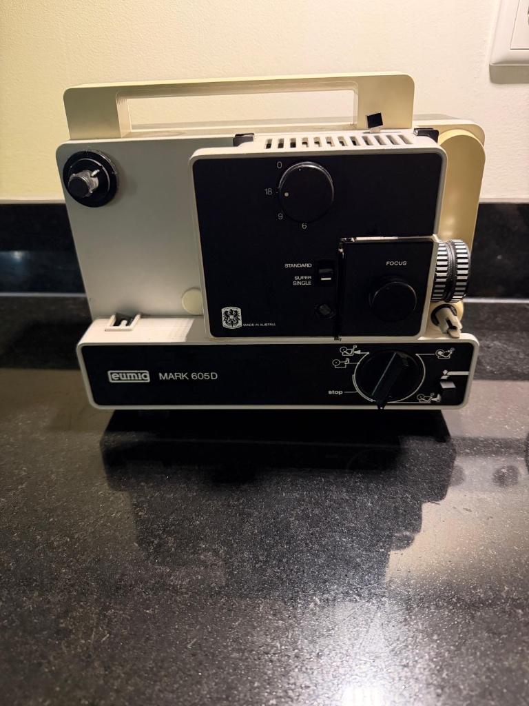 eumig mark 605d Filmprojector en filmcamera, Ophalen, 1960 tot 1980, Projector
