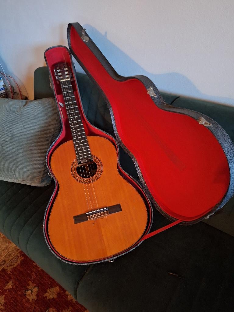 YAHAMA G170-A klassieke gitaar in zeer goede staat, Muziek en Instrumenten, Snaarinstrumenten | Gitaren | Akoestisch, Zo goed als nieuw