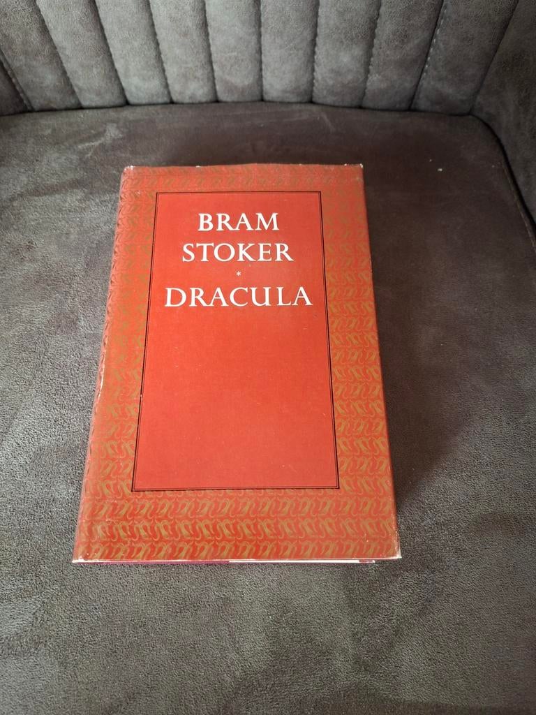 Dracula - Bram Stoker (Hardcover), Boeken, Ophalen of Verzenden, Gelezen, Bram Stoker, Europa overig