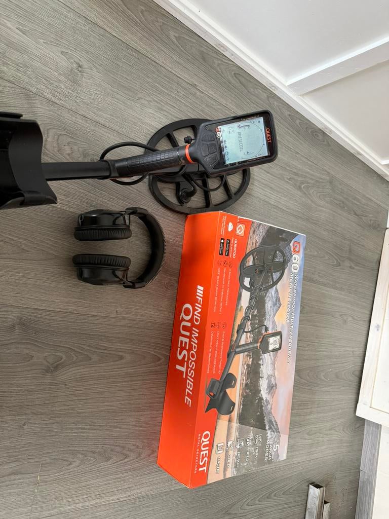 Quest q60 metaaldetector, Ophalen of Verzenden, Zo goed als nieuw